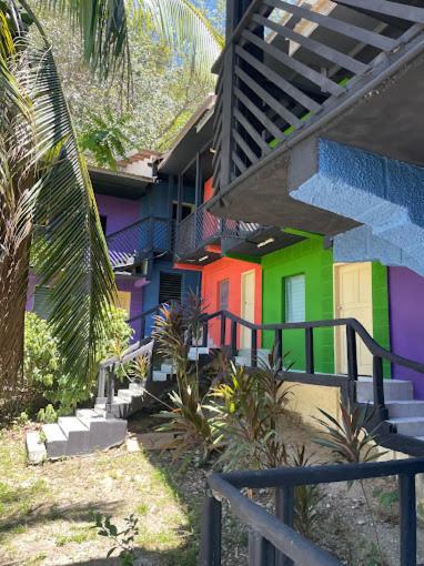 Airport Inn Roatan Luaran gambar